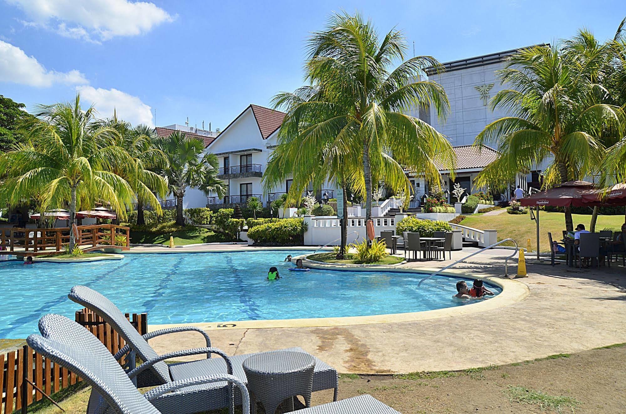 Thunderbird Resorts - Rizal Binangonan Eksteriør billede