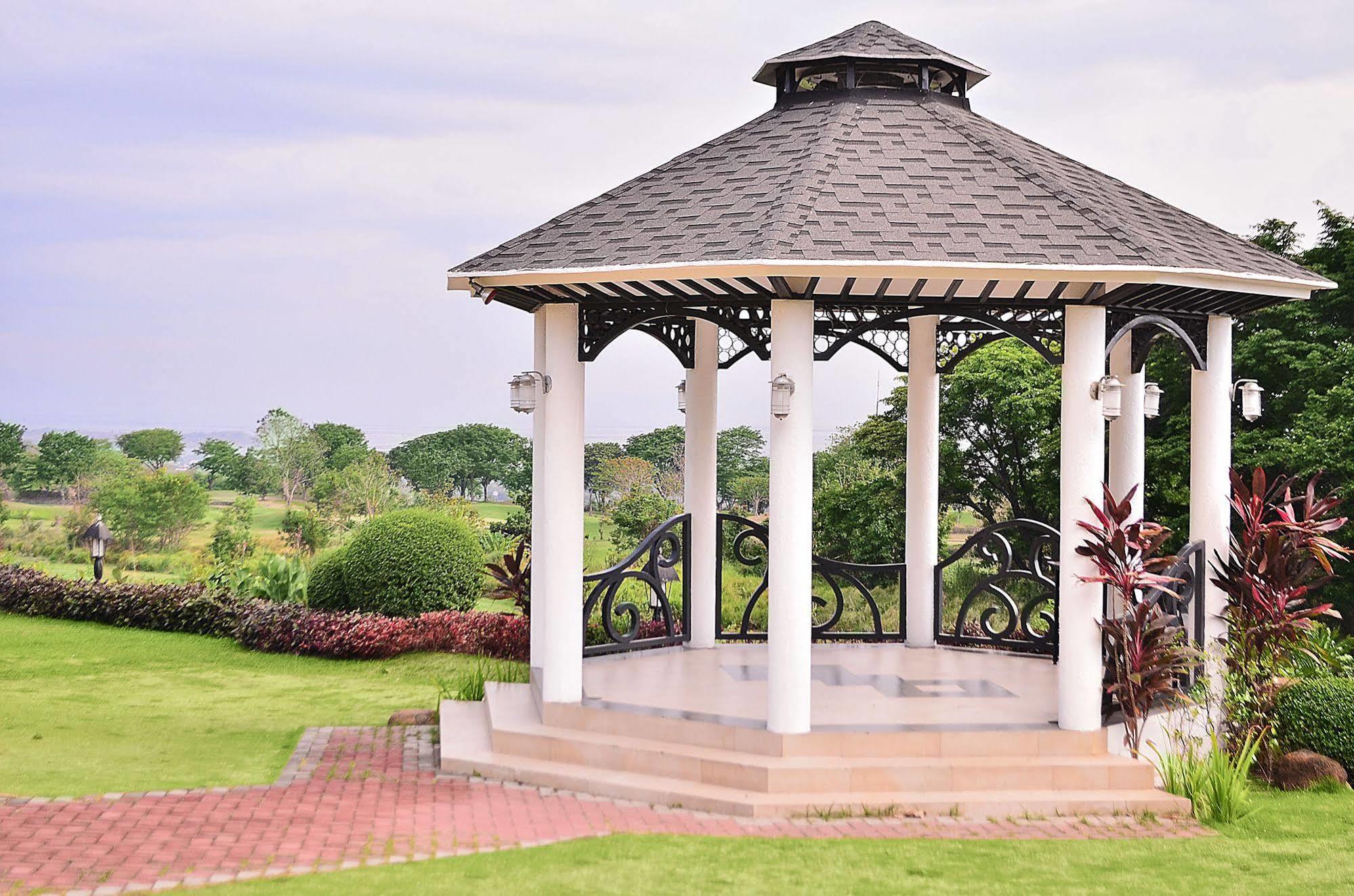 Thunderbird Resorts - Rizal Binangonan Eksteriør billede