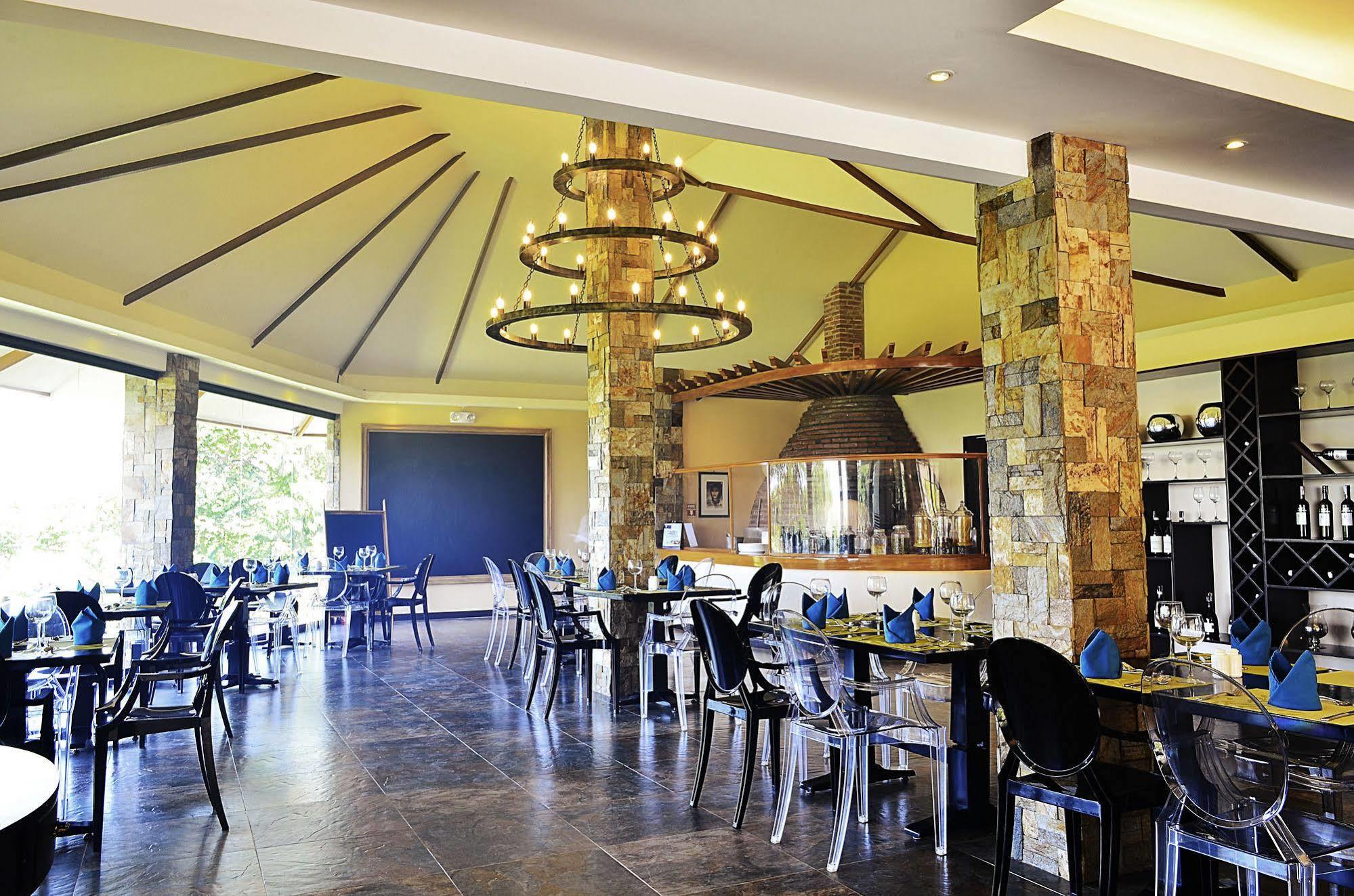 Thunderbird Resorts - Rizal Binangonan Eksteriør billede