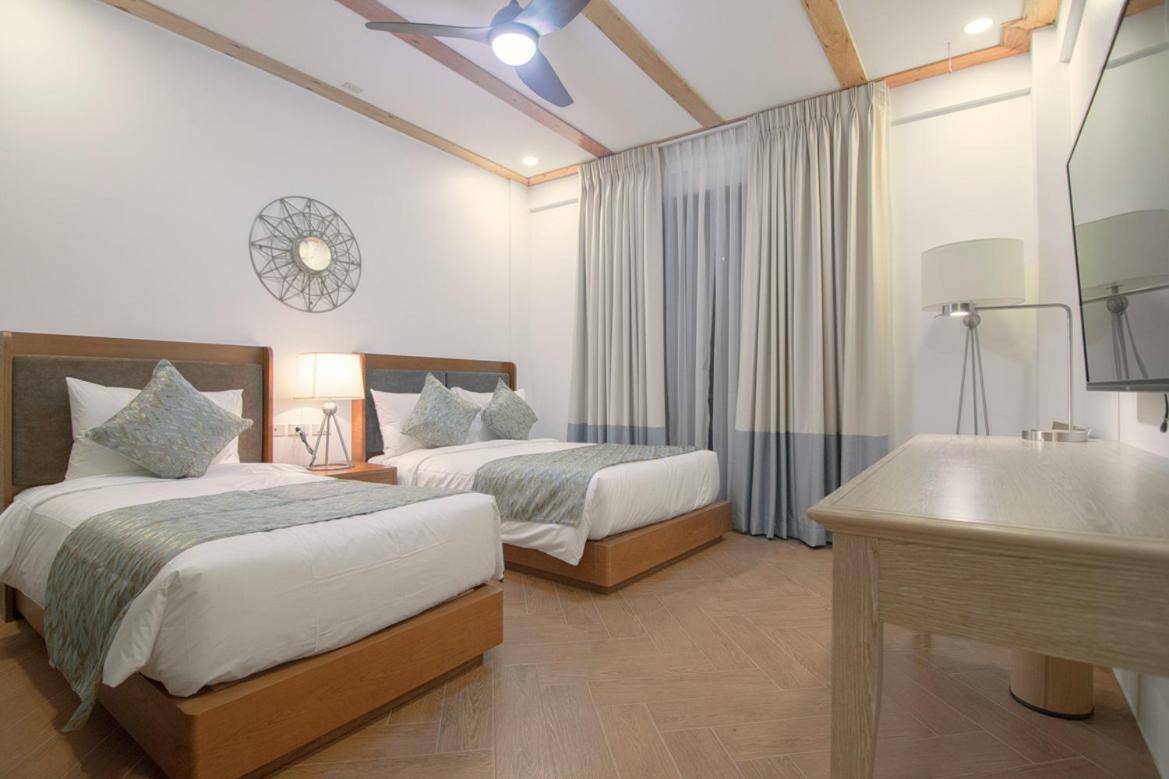 Thunderbird Resorts - Rizal Binangonan Eksteriør billede