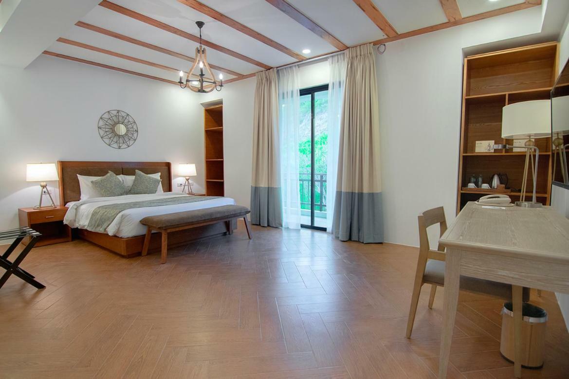 Thunderbird Resorts - Rizal Binangonan Eksteriør billede