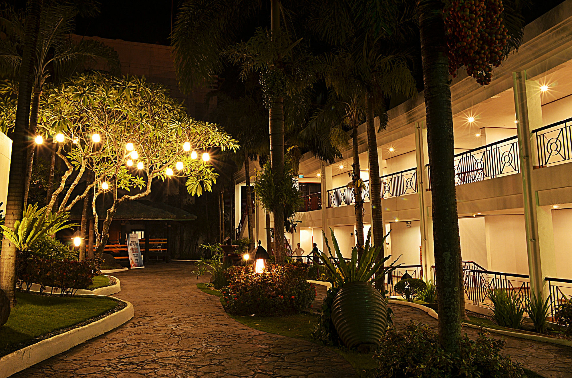 Thunderbird Resorts - Rizal Binangonan Eksteriør billede