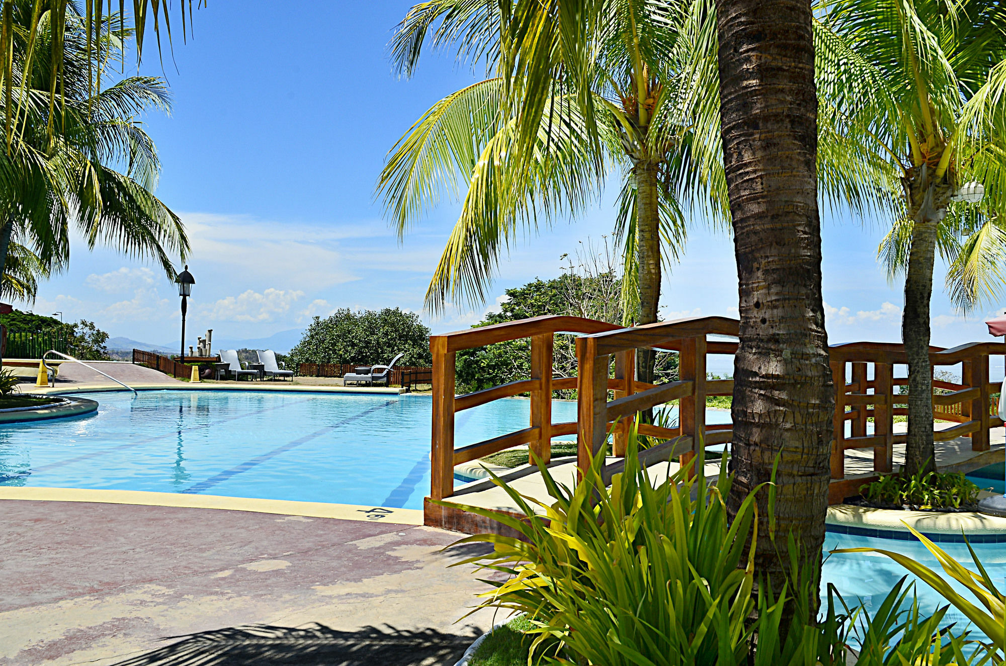 Thunderbird Resorts - Rizal Binangonan Eksteriør billede